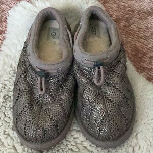 UGG Freesia Silver Grey Cozy Slippers NWOB
